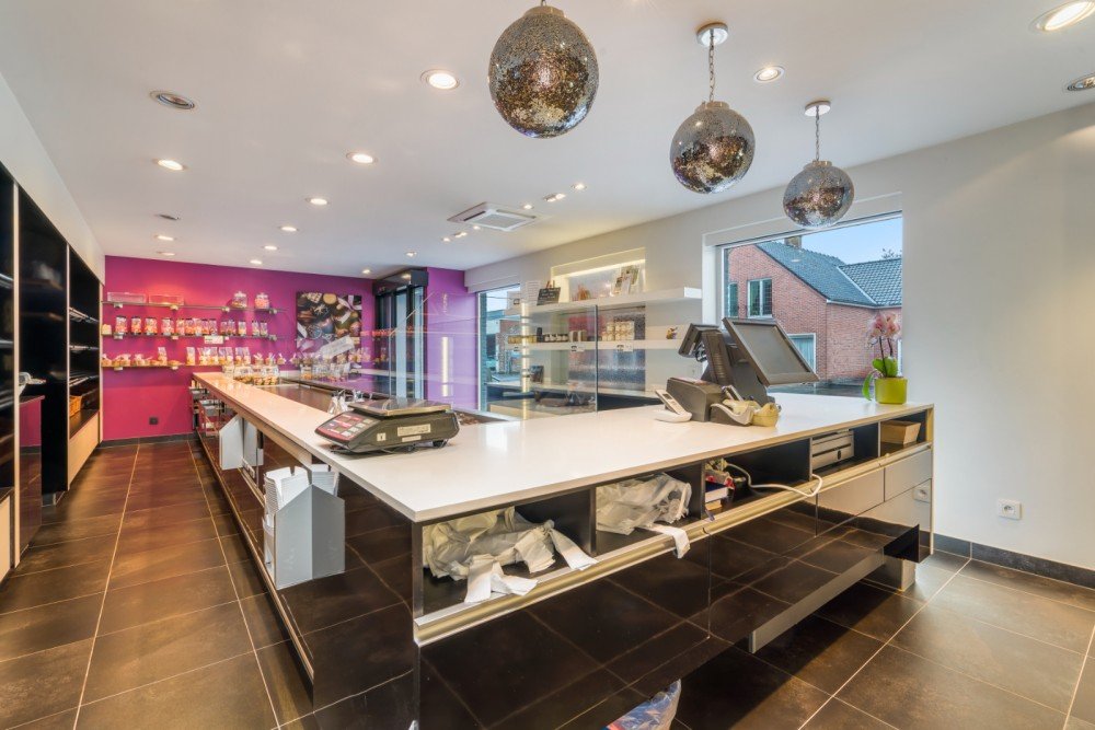 Office for sale in Izegem