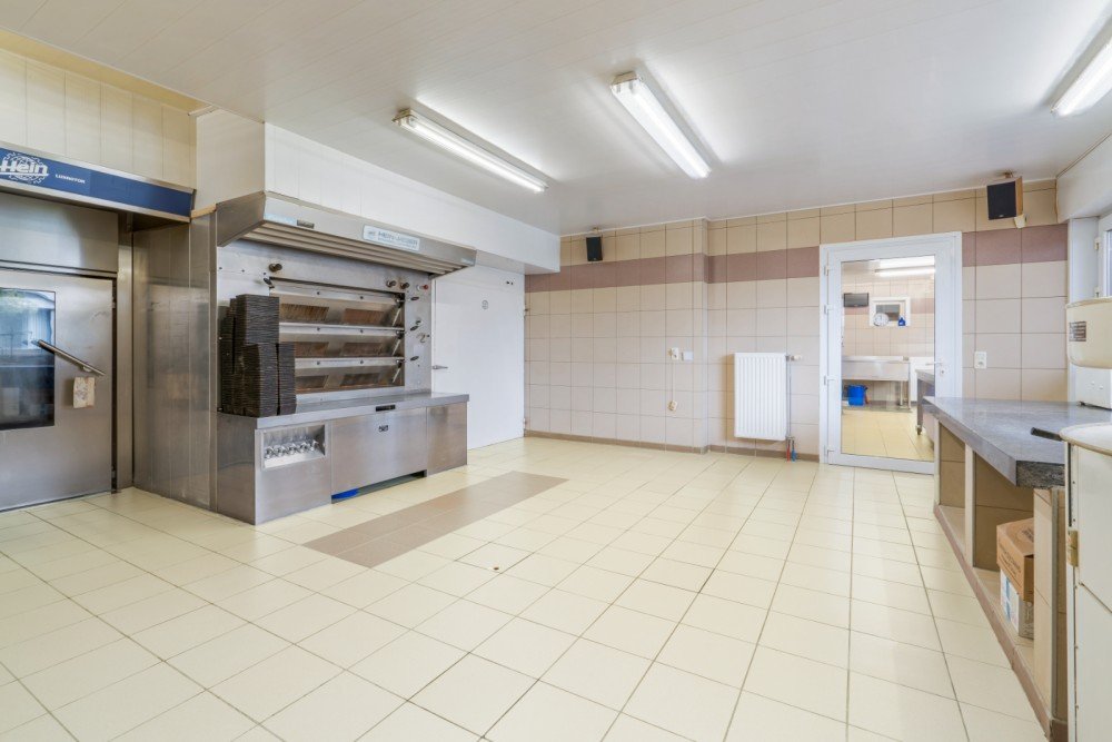 Office for sale in Izegem