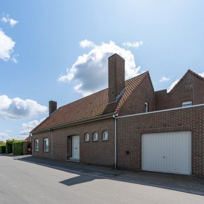 Office for sale in Izegem