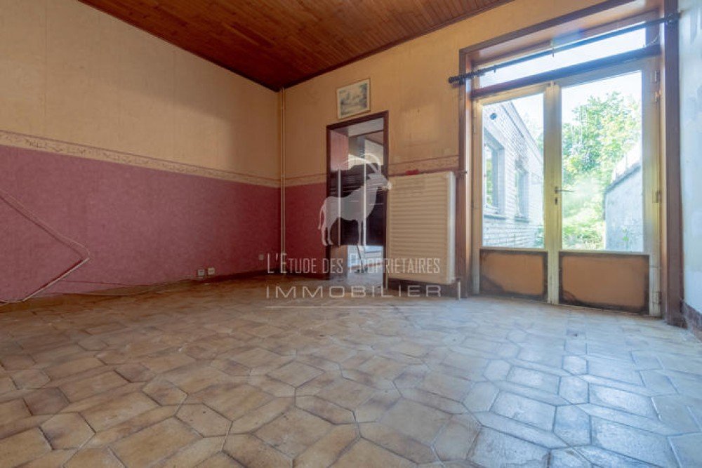 House for sale in Morlanwelz