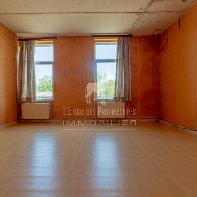 House for sale in Morlanwelz