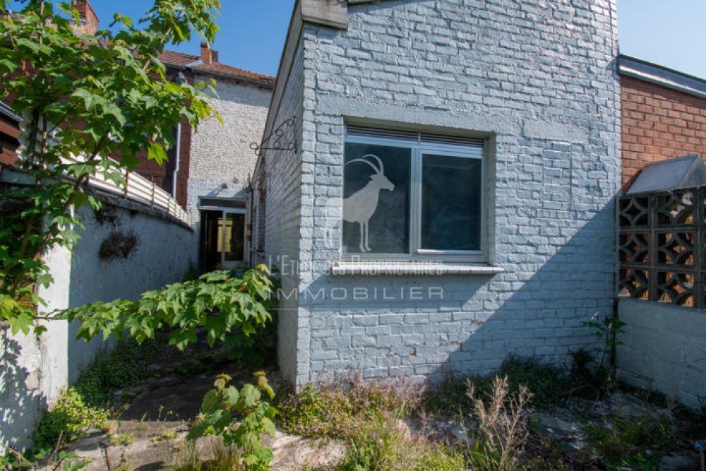 House for sale in Morlanwelz