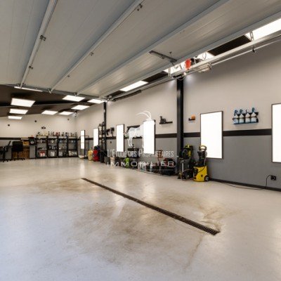 Warehouse for sale in Haine-Saint-Paul