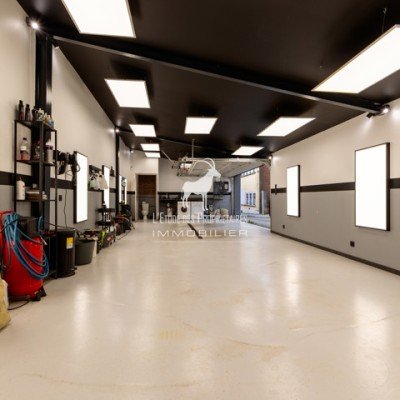 Warehouse for sale in Haine-Saint-Paul