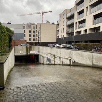 Covered parking area for sale in Ghent