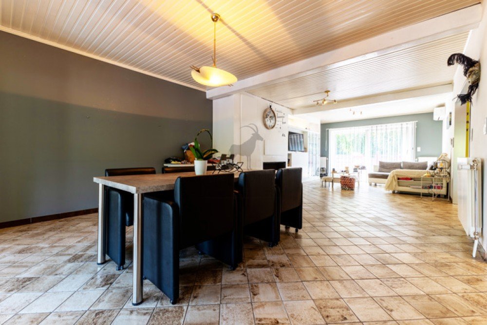 House for sale in Haine-Saint-Pierre