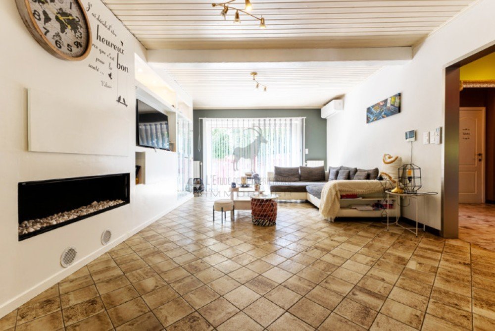 House for sale in Haine-Saint-Pierre