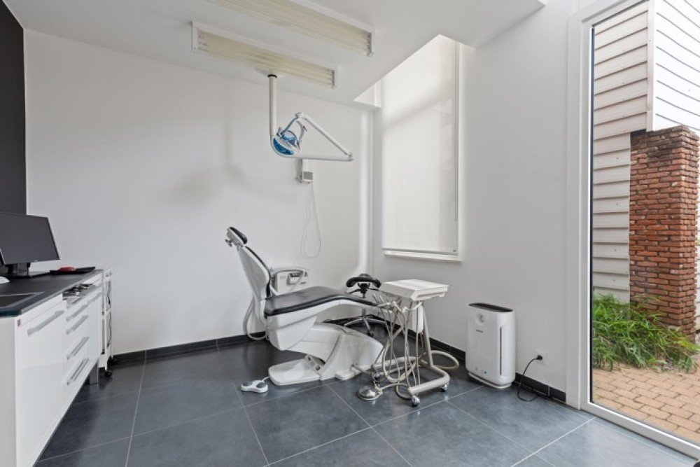 Commercial property for rent in Sint-Niklaas