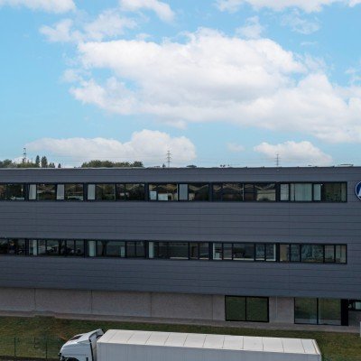 Industrial building for rent in Ghent