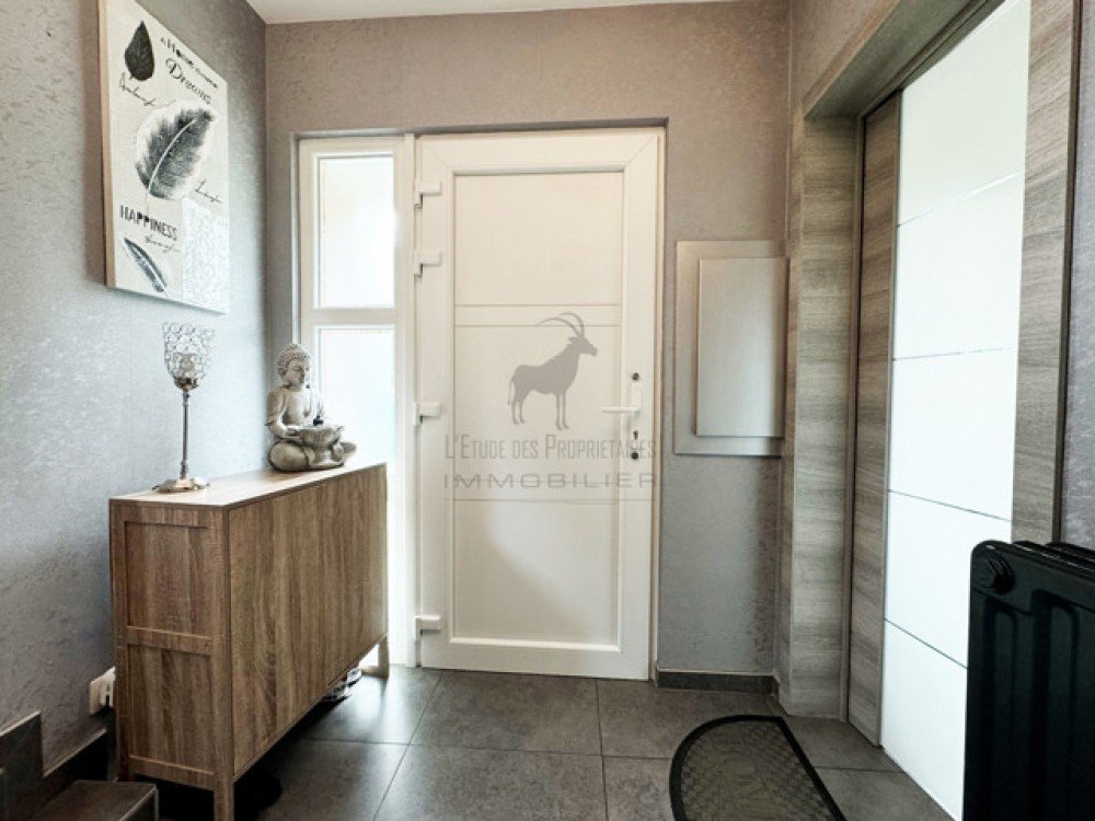 House for sale in Bouffioulx