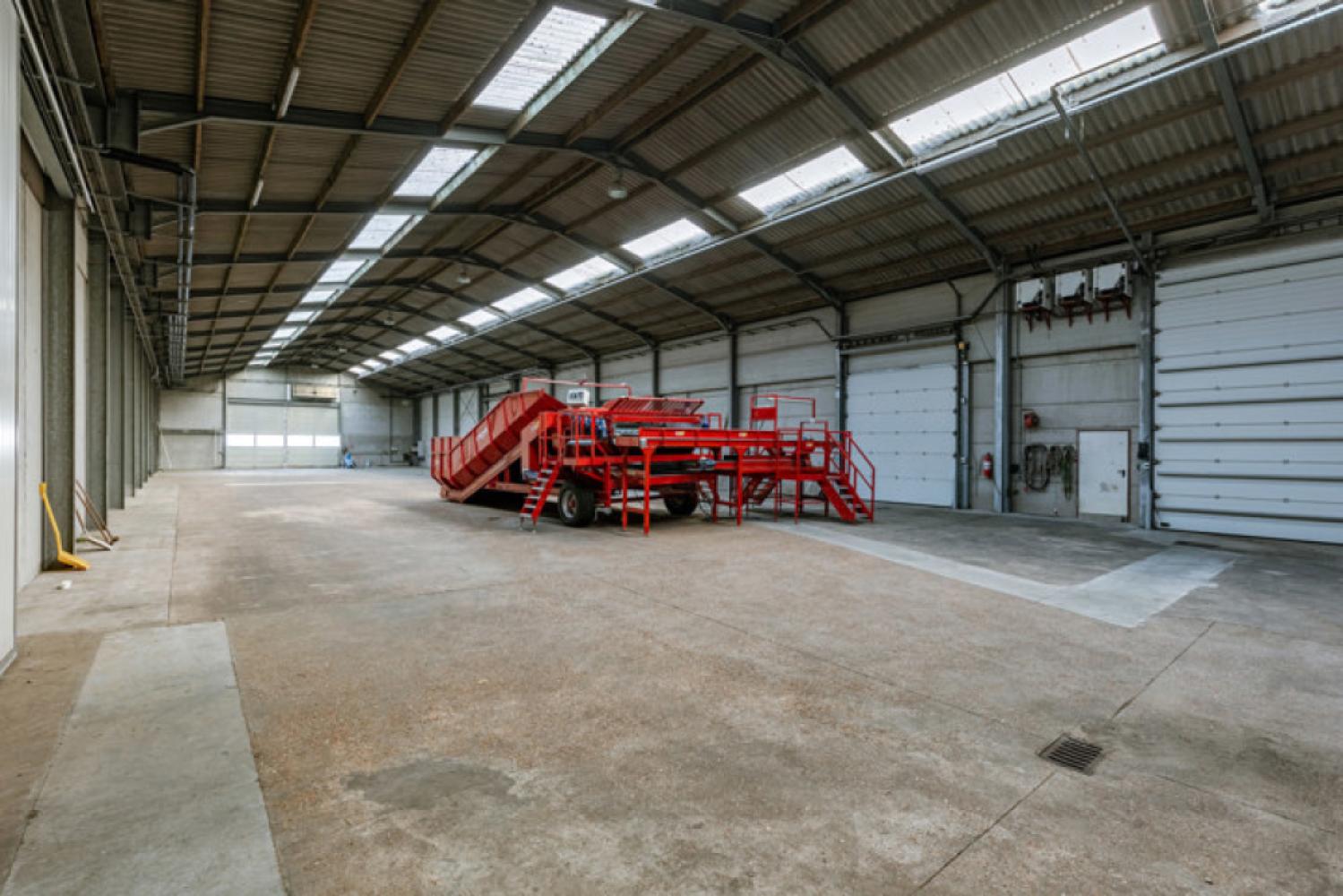 Warehouse for sale in Lo-Reninge