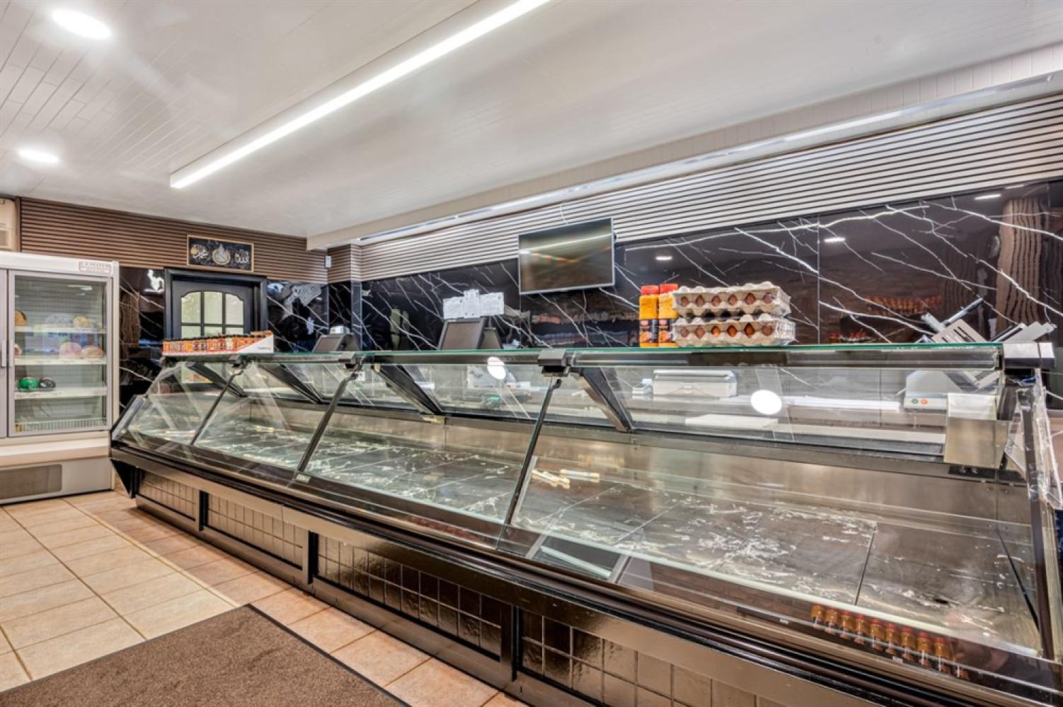 Commerciële eigendom te koop in Aalst