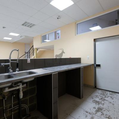 Commercial property for rent in Monceau-Sur-Sambre