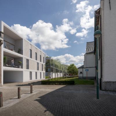 Green Square presenteert u 35 nieuwbouwappartementen en een winkelpand, letterlijk ónder de Kerktoren van Sleidinge. - Appartement à vendre