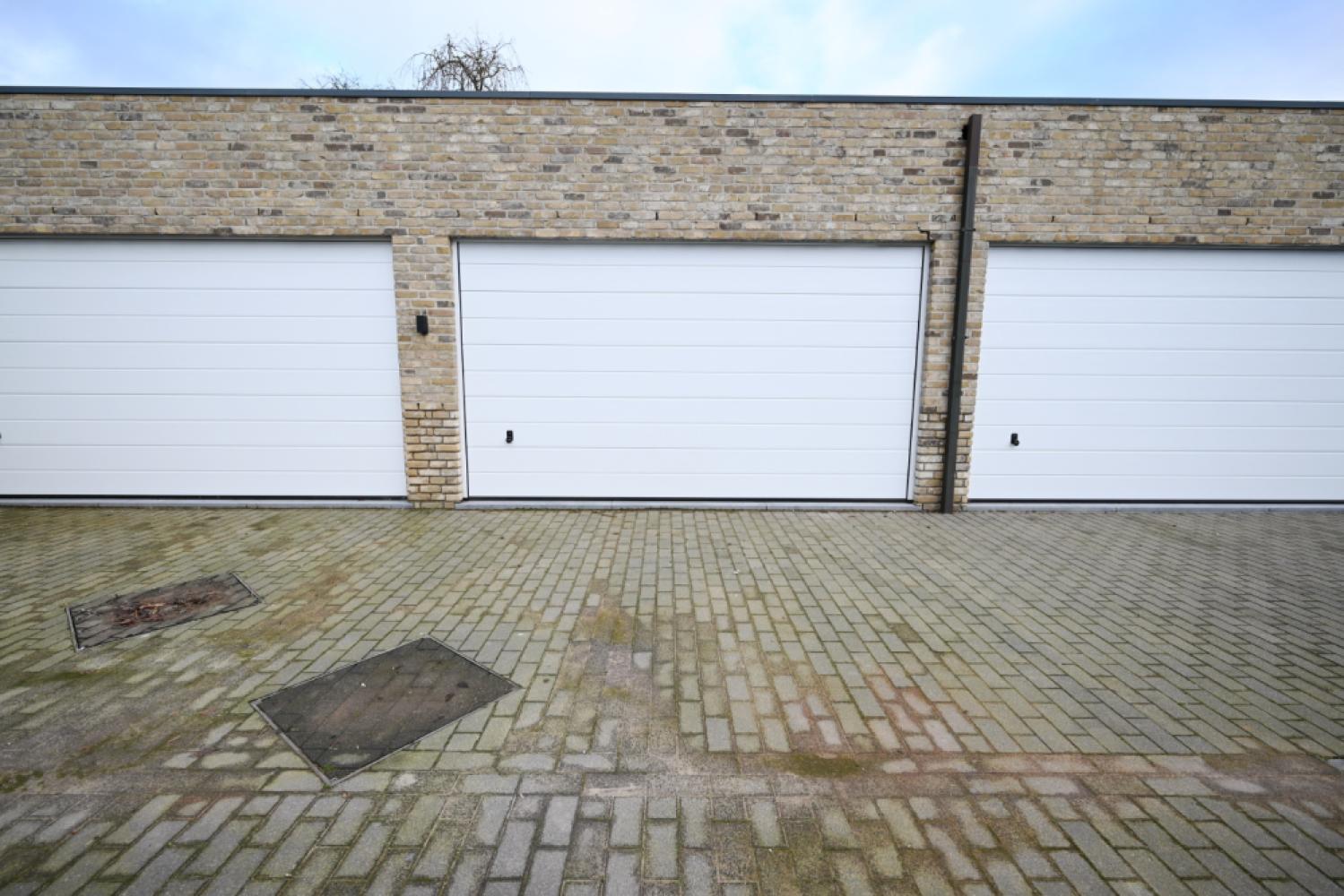 Industriële eigendom te koop in Izegem