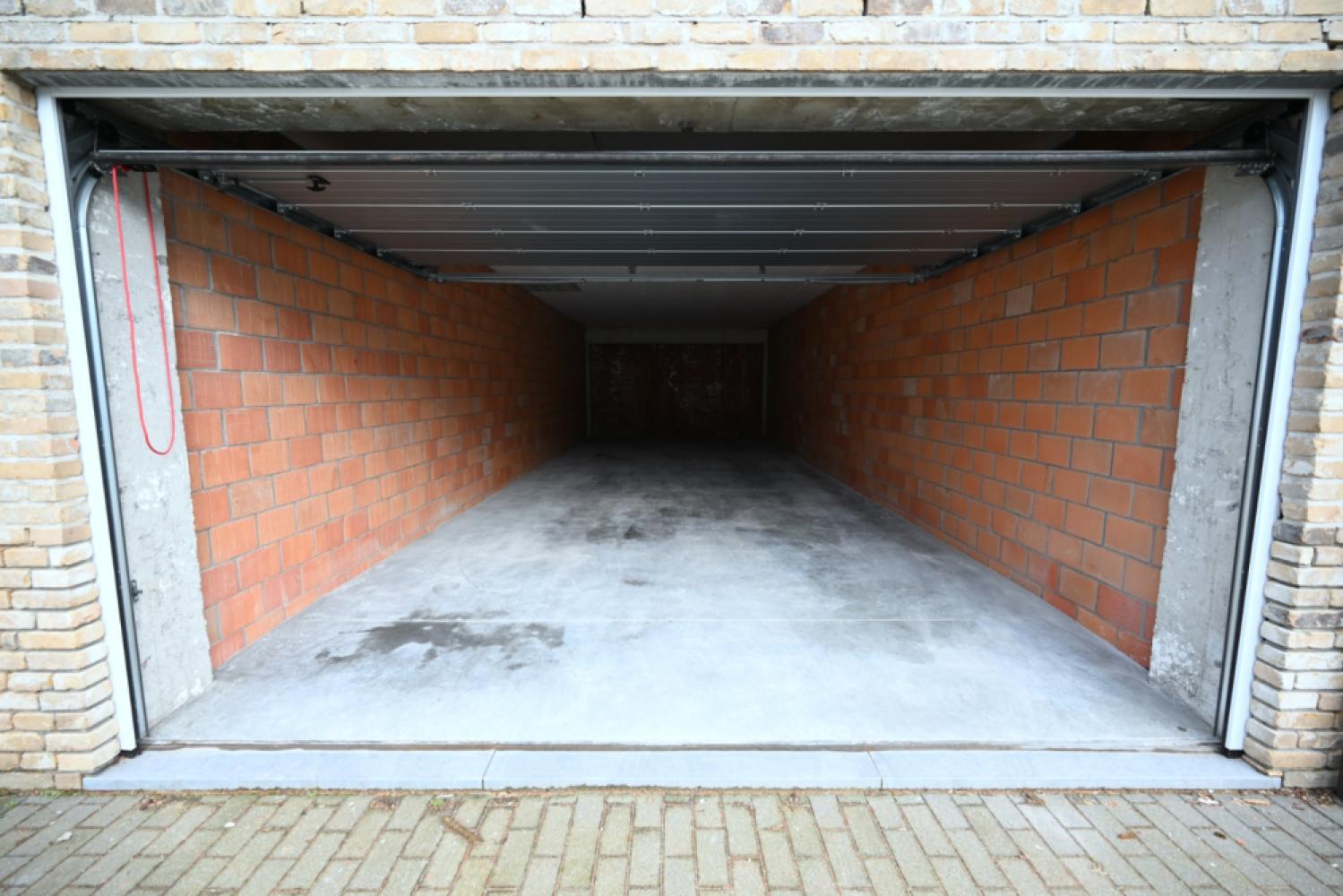 Industriële eigendom te koop in Izegem