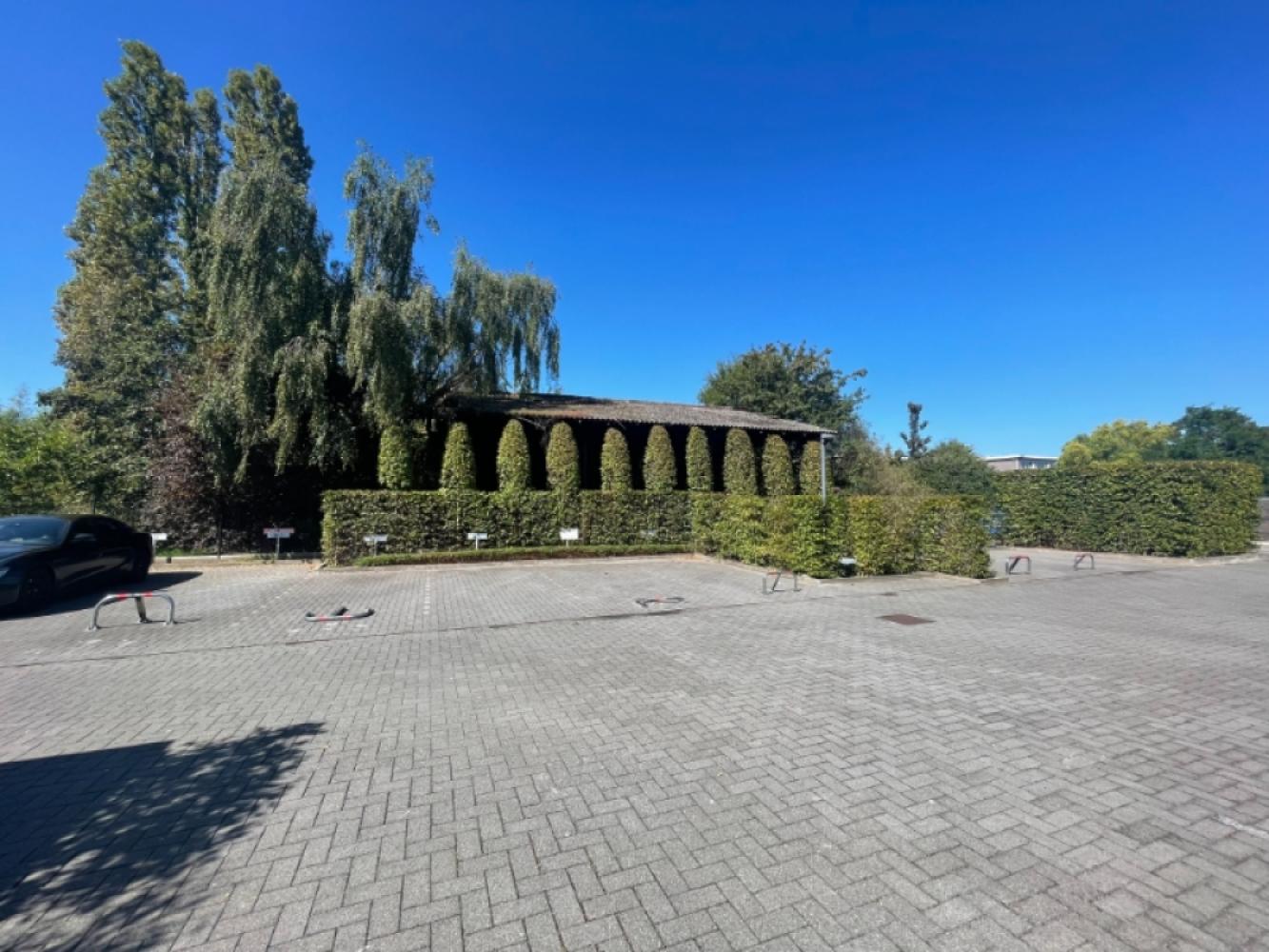 Kantoor te koop in Zwijnaarde