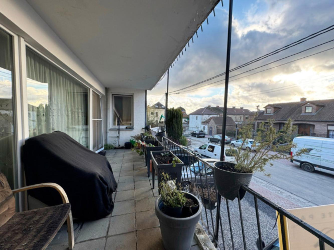 Building mixed use for sale in Forchies-La-Marche