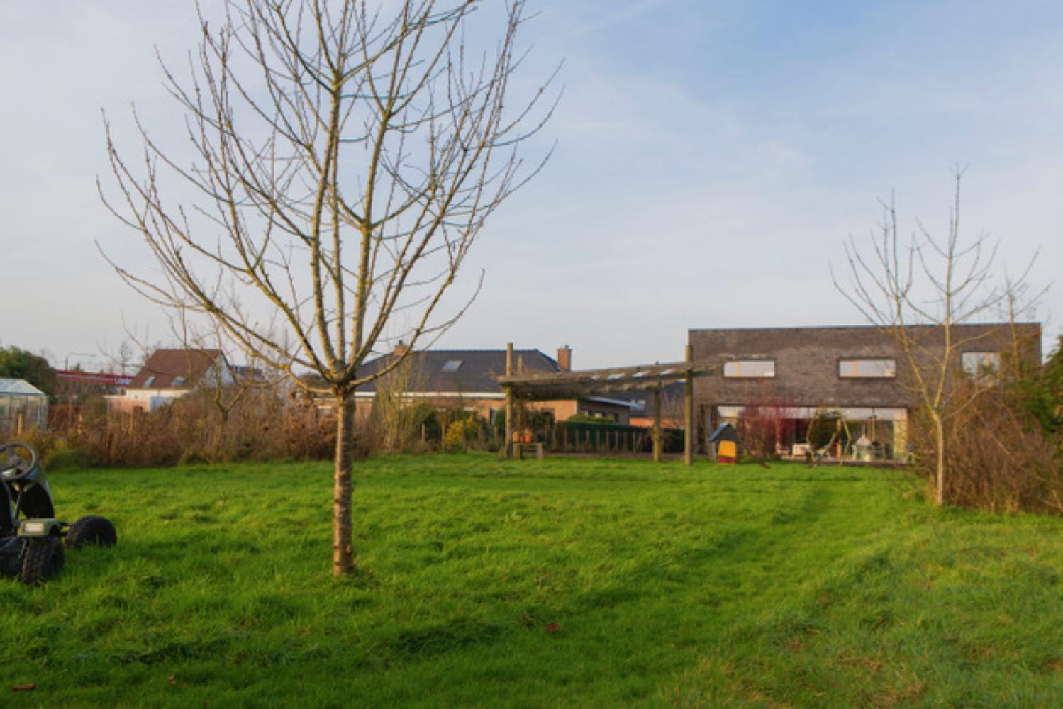 Villa for sale in Heffen