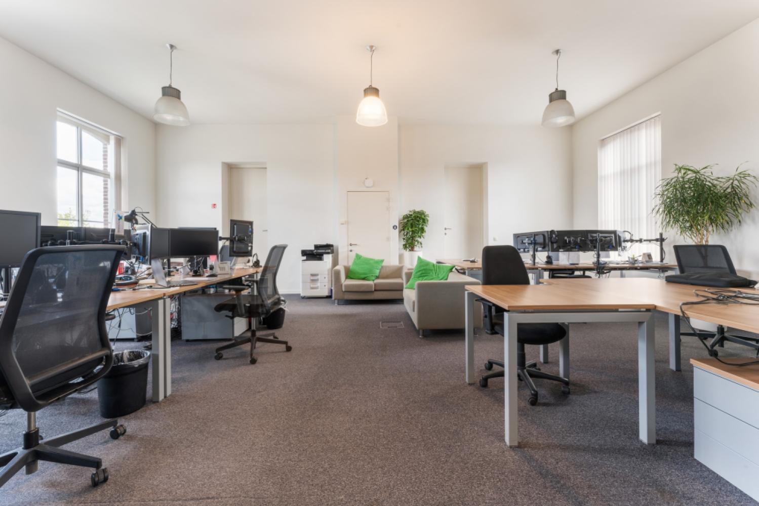 Office for rent in Beervelde