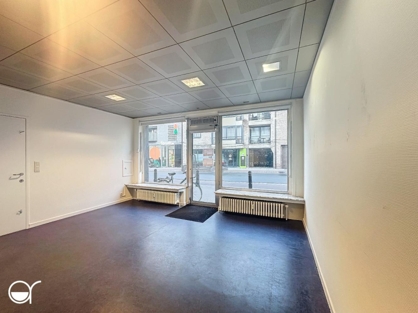 Kantoor te huur in Sint-Amandsberg