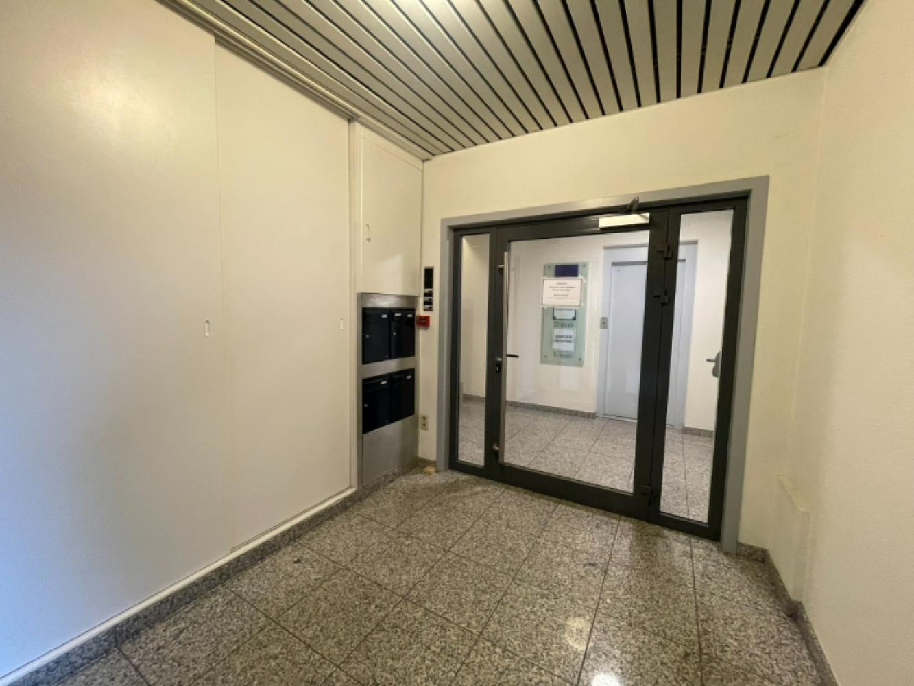 Kantoor te huur in Sint-Denijs-Westrem