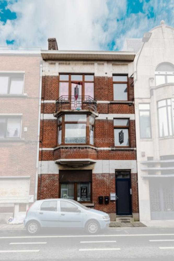 Opbrengsteigendom te koop in Charleroi