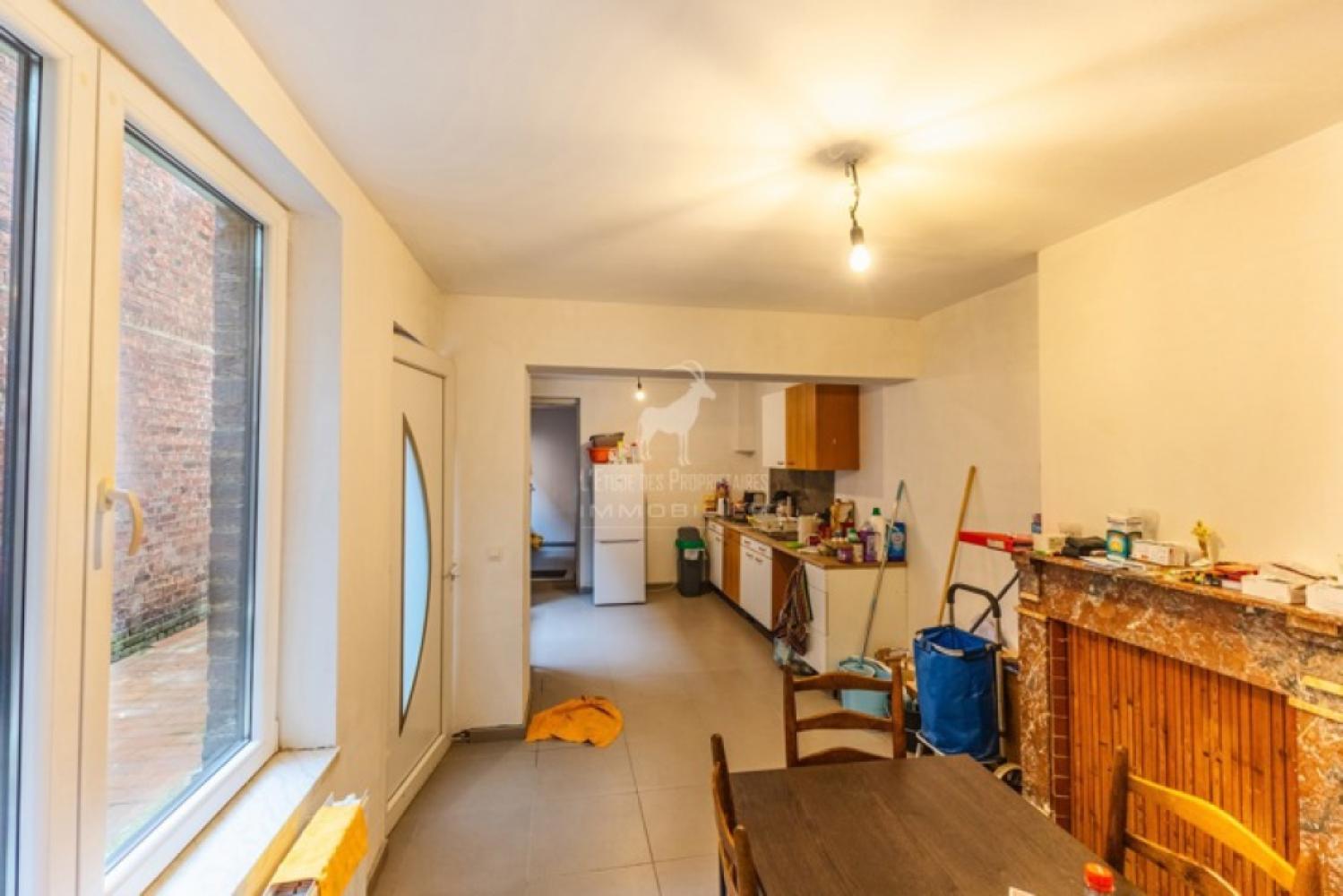Opbrengsteigendom te koop in Charleroi