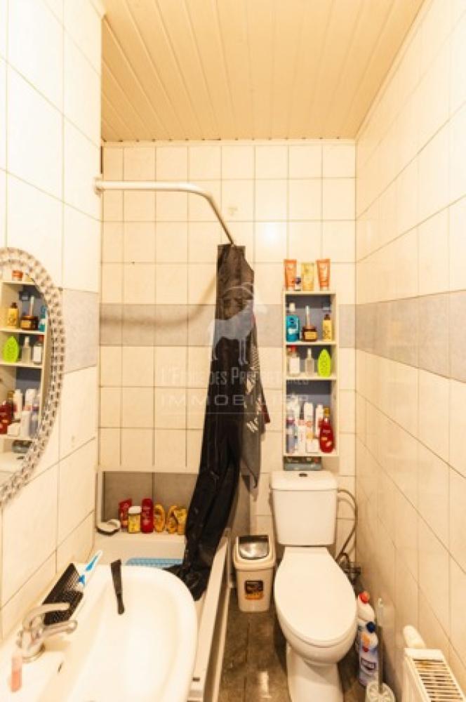 Opbrengsteigendom te koop in Charleroi