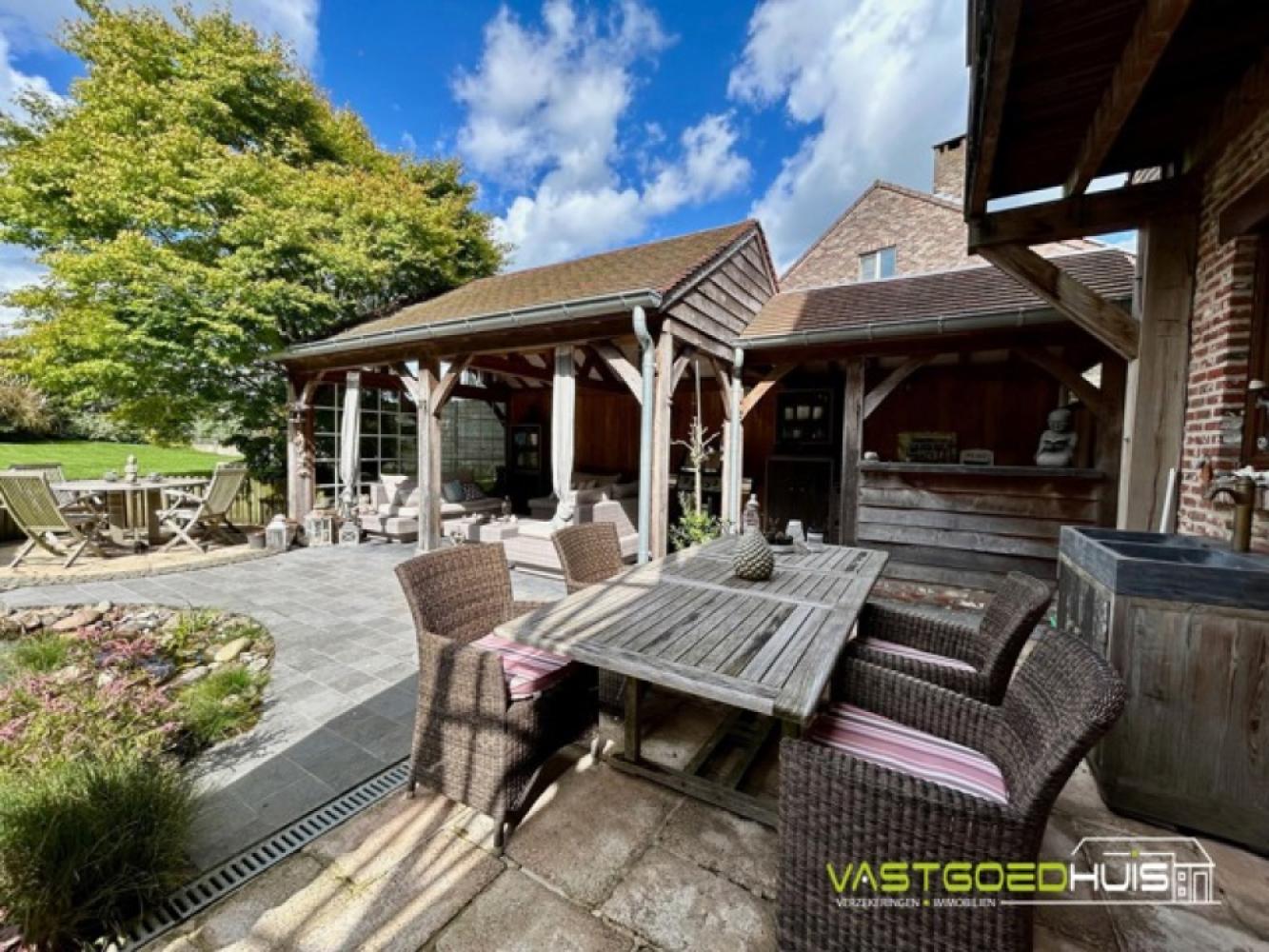 Villa à vendre à Roosdaal