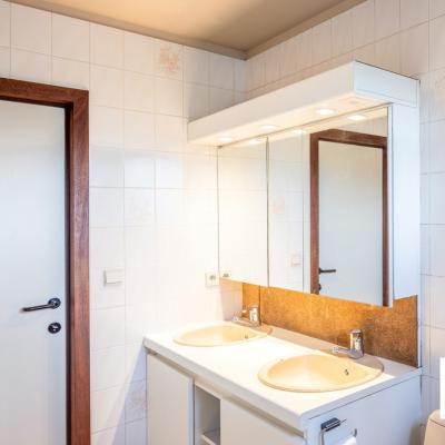 Gelijkvloers appartement te koop in Lokeren