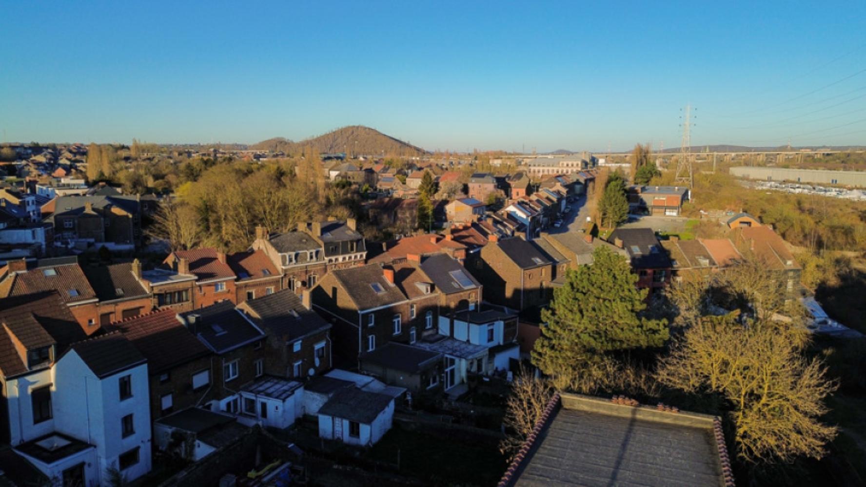 Immeuble de rapport à vendre à Montignies-Sur-Sambre