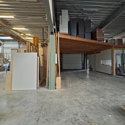 Industrieel gebouw te koop in Willebroek