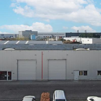 Industrieel gebouw te koop in Willebroek