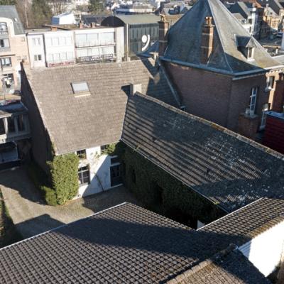 Bien commercial à vendre à Mol