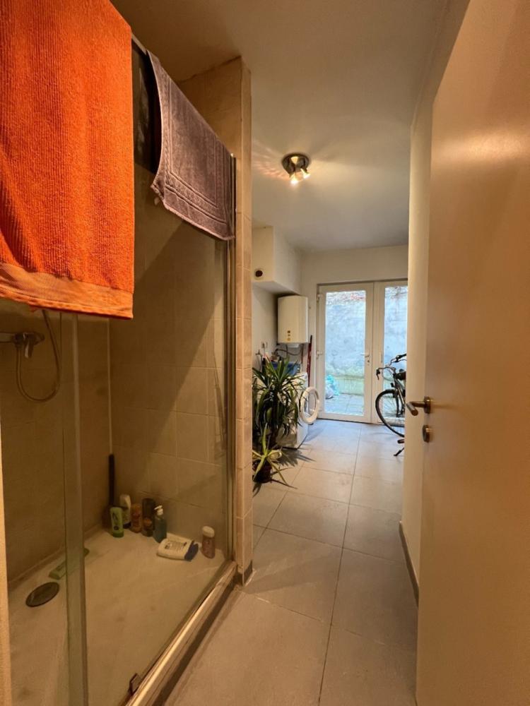 Bien commercial à vendre à Zottegem