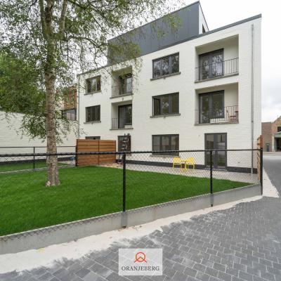 Appartement te koop in Sint-Amandsberg