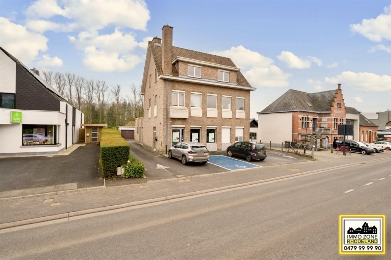 Bien commercial à vendre à Oosterzele