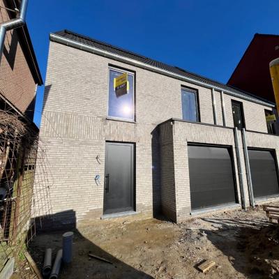 House for sale in Huise