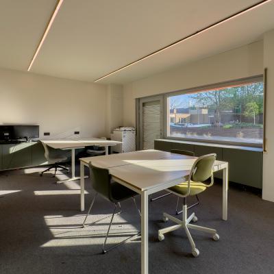 Office for sale in Sint-Amandsberg