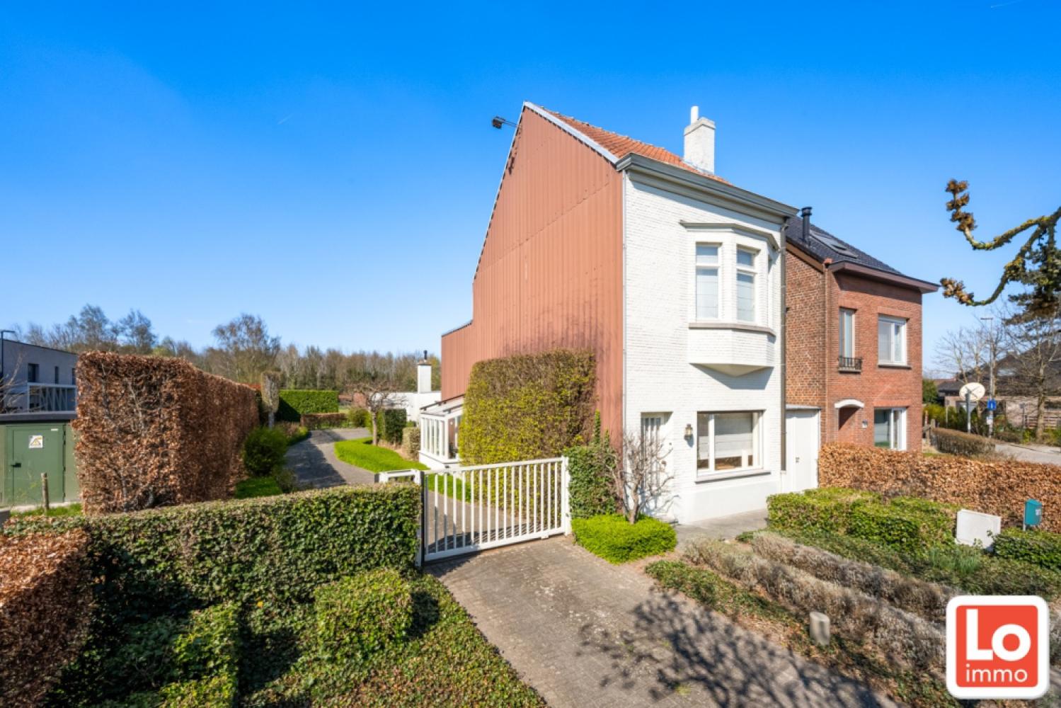 House for sale in Sint-Amandsberg