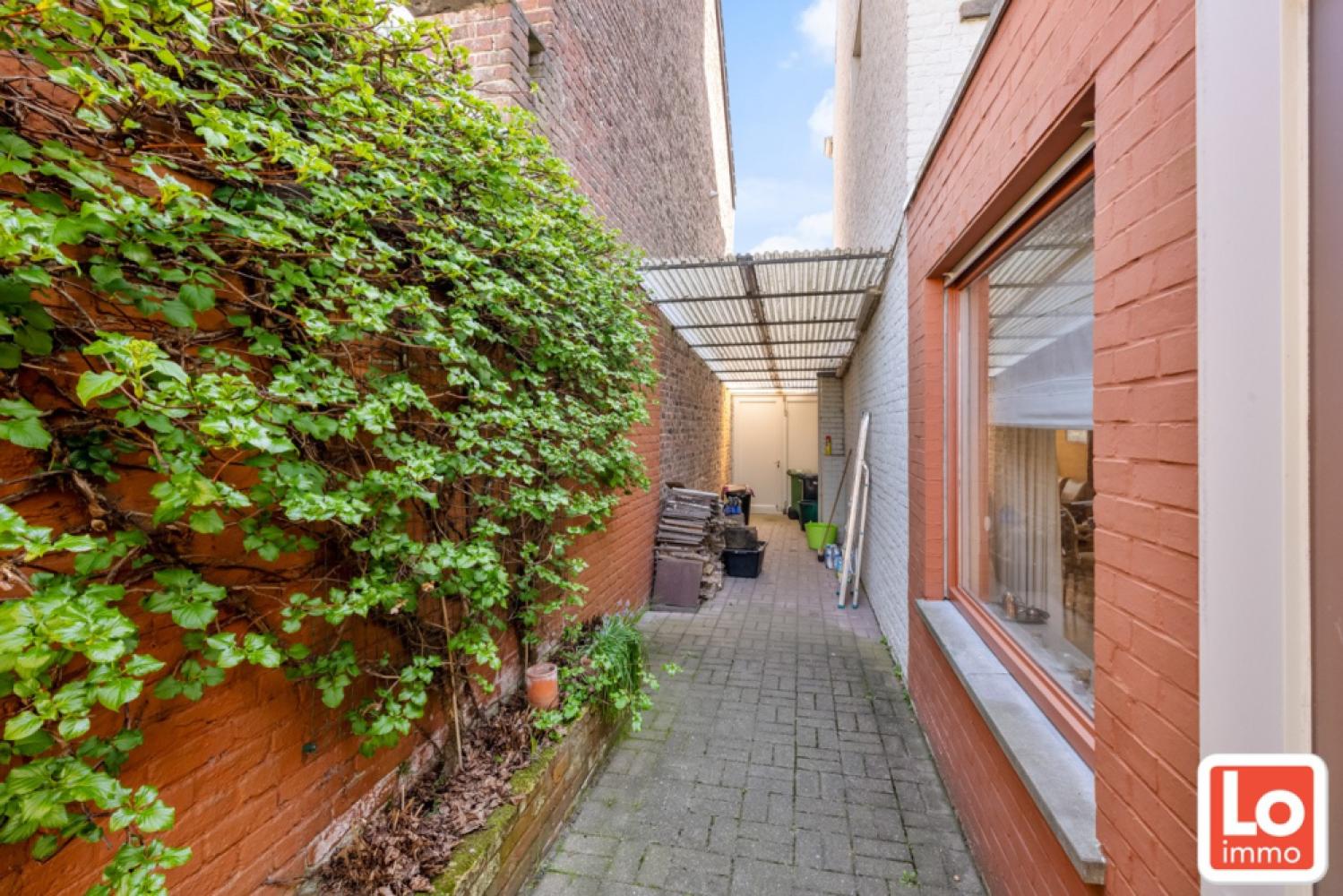 House for sale in Sint-Amandsberg