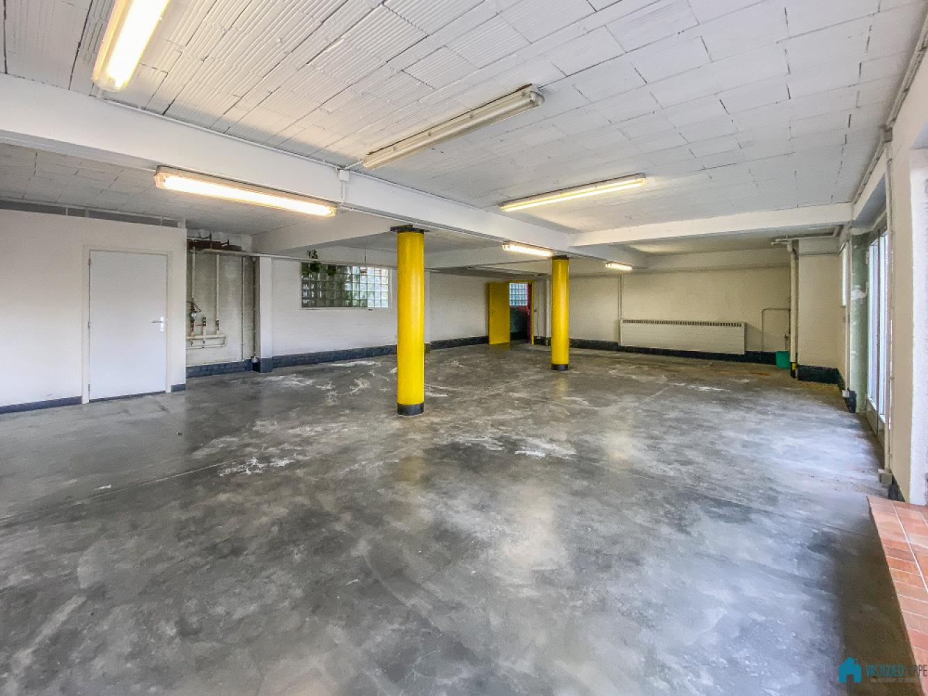 Opbrengsteigendom te koop in Gent