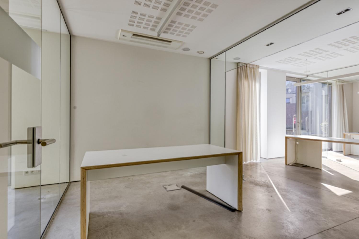 Office for sale in Strombeek-Bever