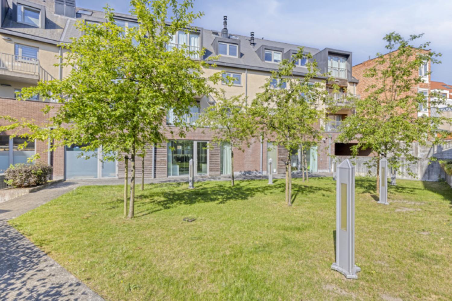 Office for sale in Strombeek-Bever