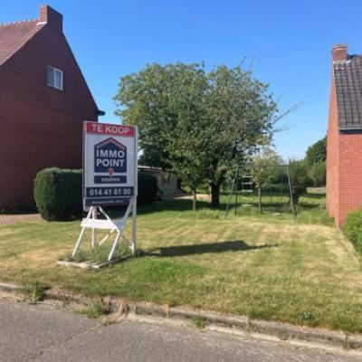 Building lot for sale