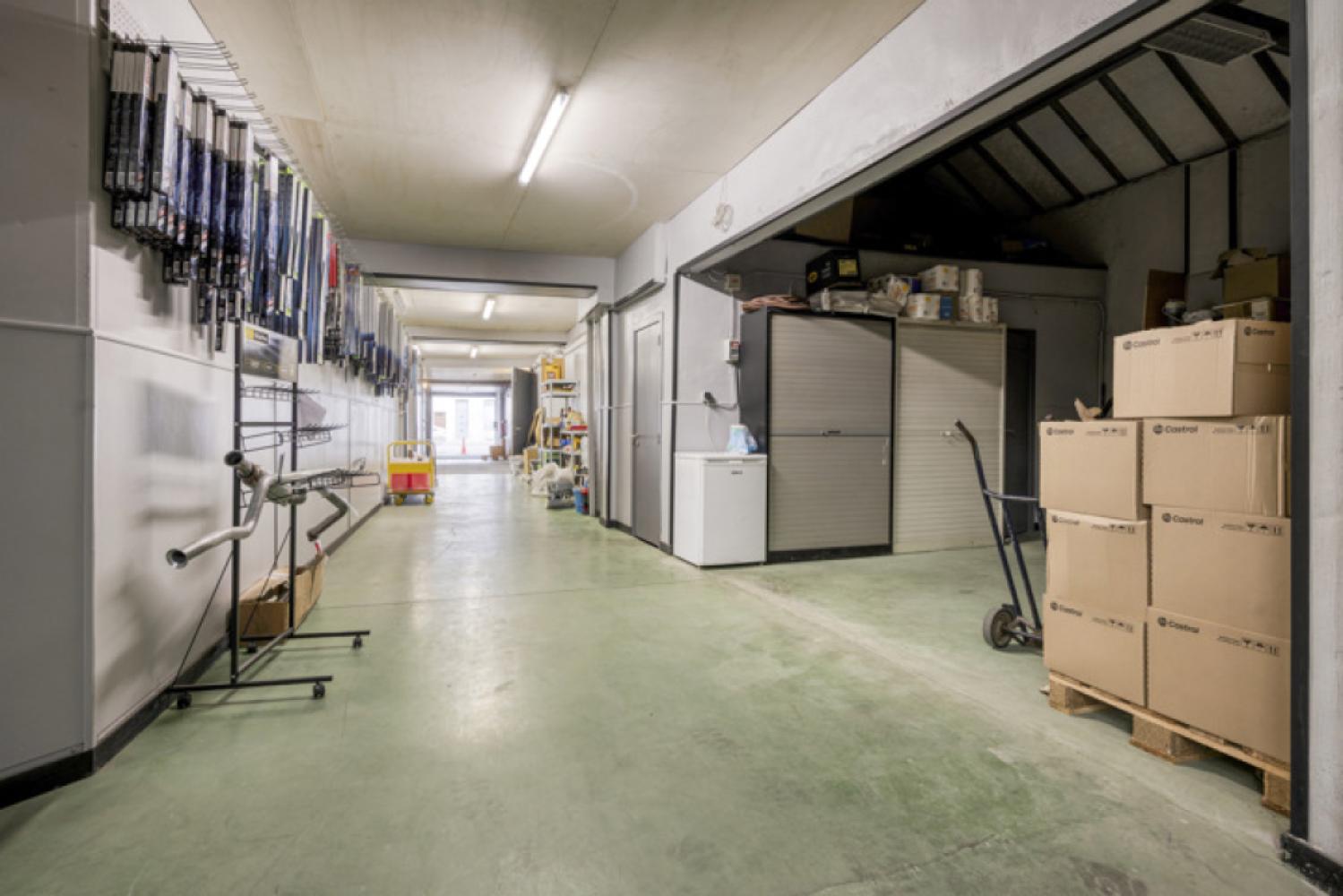 Gebouw gemengd gebruik te koop in Mechelen