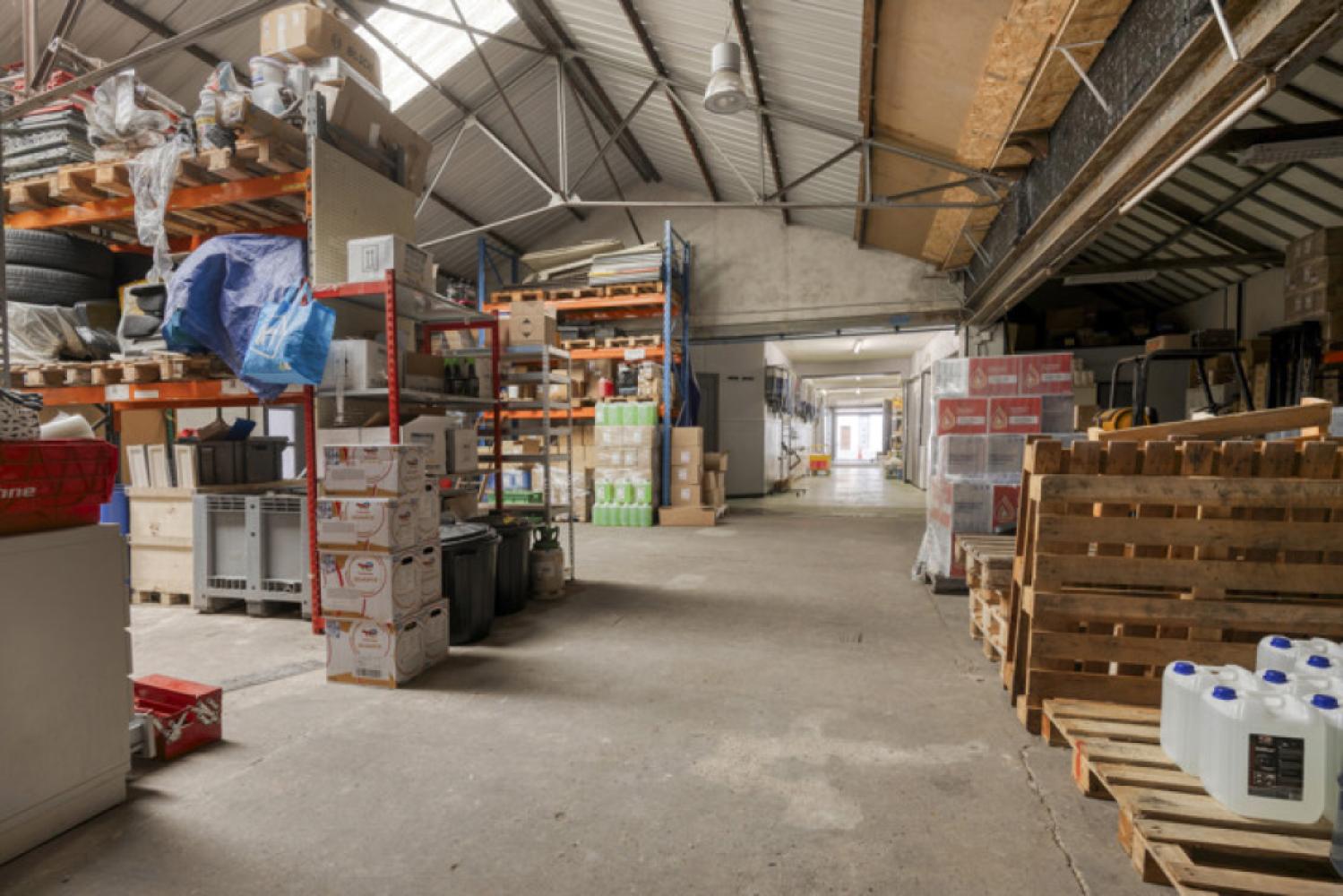 Gebouw gemengd gebruik te koop in Mechelen