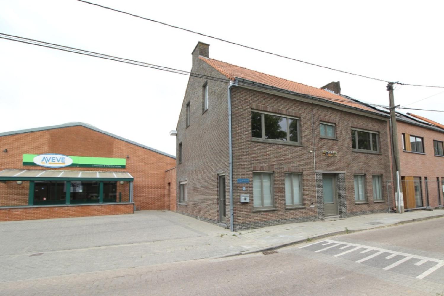 Bien industriel à vendre à Knesselare