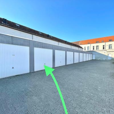 Garage / parking for rent